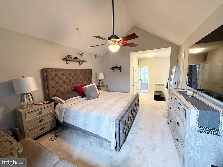162 Barrett Pl — Photo 12
