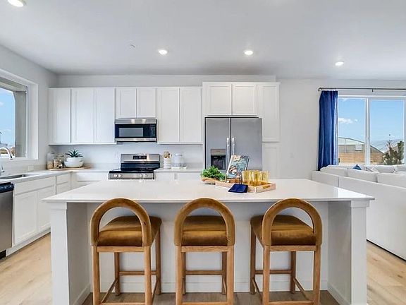 5th image of 15531 Gilpin Avenue