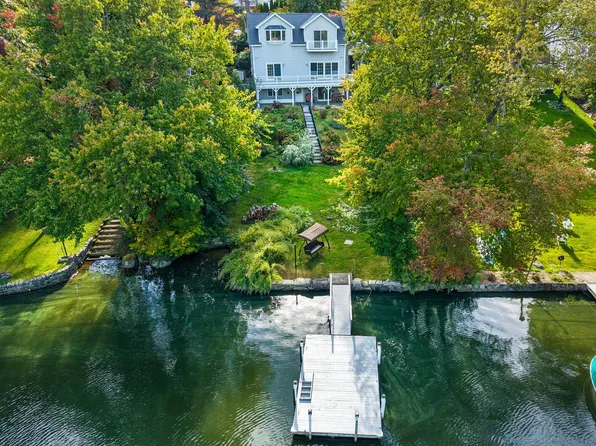 55 Cedar Drive, Danbury, CT 06810