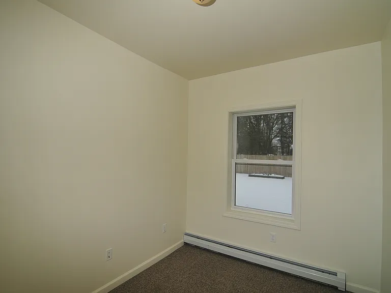22 Central St #A — Photo 11