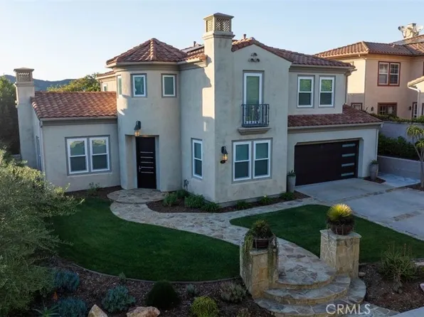 9 River Rock Dr, Coto De Caza, CA 92679