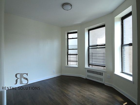 2nd image of 482 Nostrand Ave APT 3A