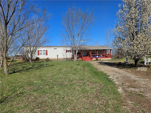 1651 NW 100th Rd, Kingsville, MO 64061