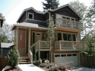 13704 Burke Ave N, Seattle, WA 98133