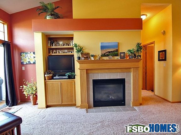 Fireplace in Main Living Area