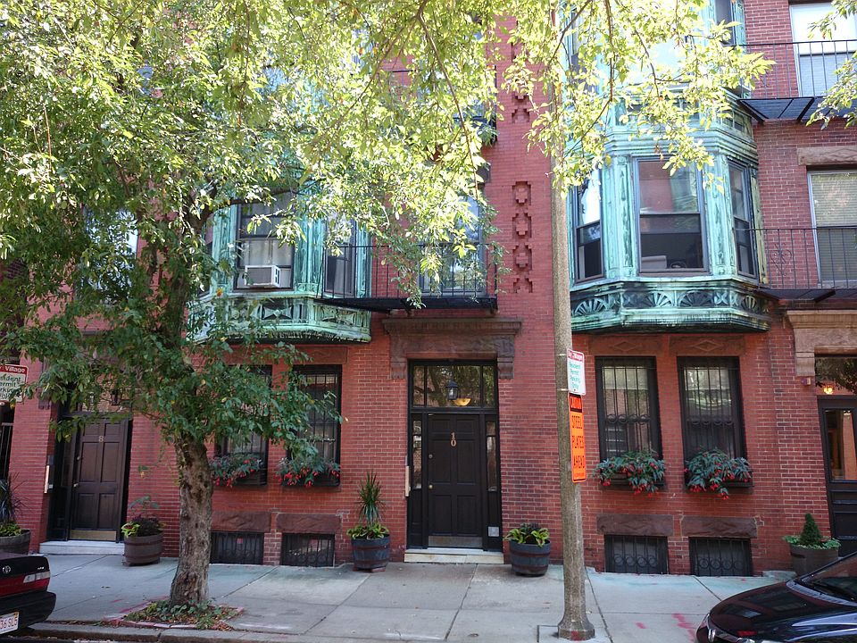 2nd image of 10 Isabella St APT 3B