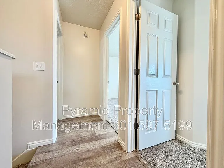 6353 W Passenger Ln — Photo 15
