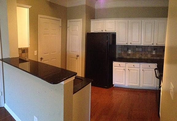 3rd image of 4183 NW Meadow Creek Cir APT 105
