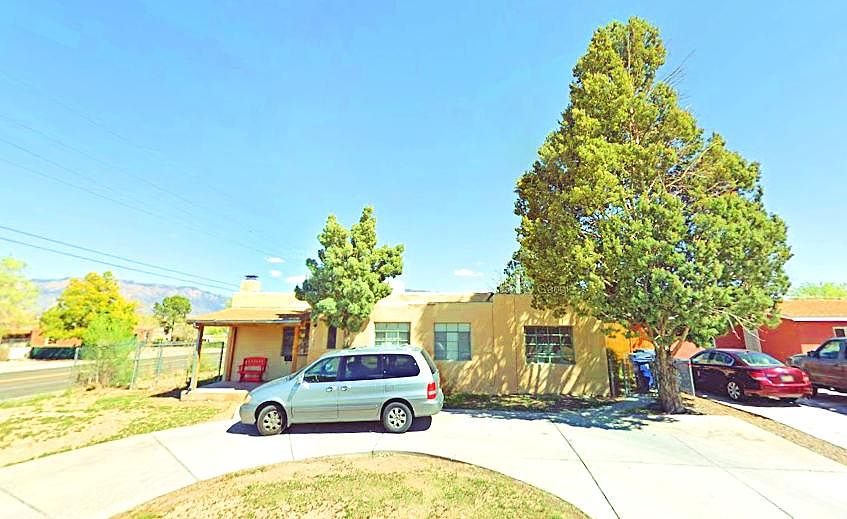 1st image of 2132 Madeira Dr NE