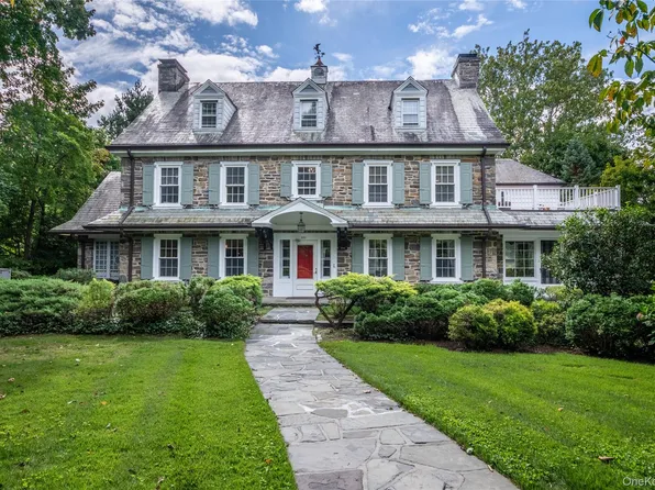 209 Beechmont Drive, New Rochelle, NY 10804