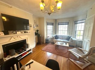 15 Charles St APT 3L, Boston, MA 02114
