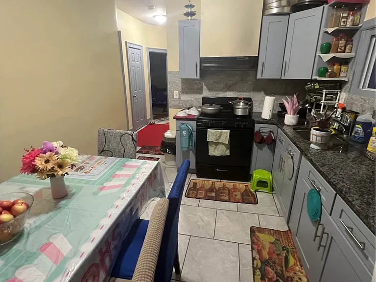 384 Fulton Ave #1 — Photo 17