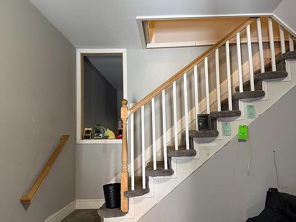 2nd image of 2818 Woodbrook Ave