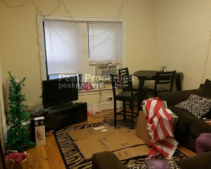 1st image of 2302 N Sheffield Ave APT 101