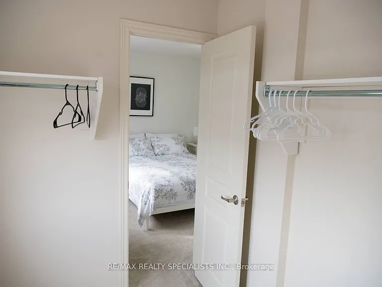 46 Haney Dr — Photo 31