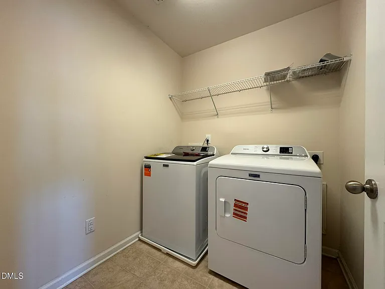 3920 Massey Pointe Ct — Photo 28