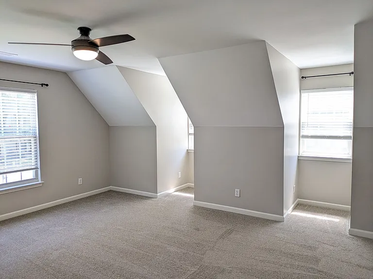279 Chandeleur Dr — Photo 32