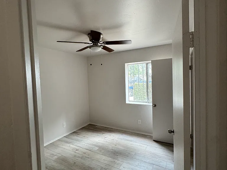118 E 84th Pl #3 — Photo 1