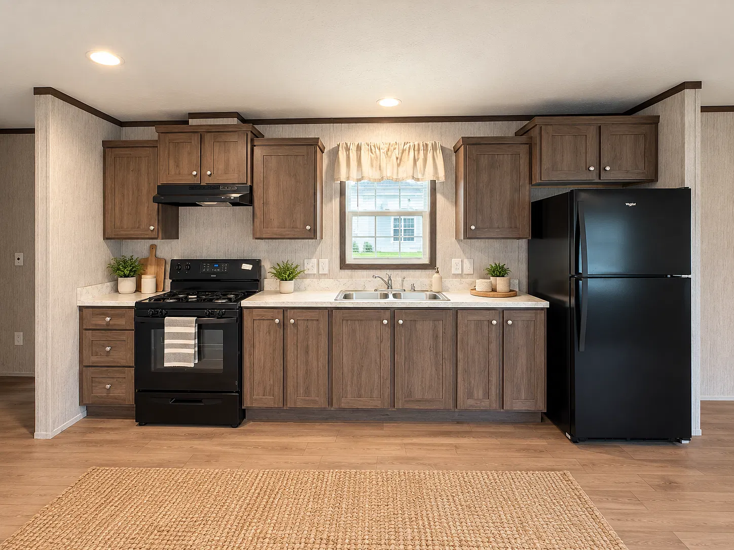 3 bed, 960 sqft, $1,175 — Photo 3