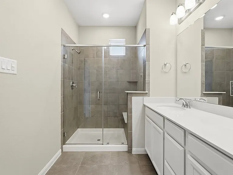 1516 Lakeline Oak Dr — Photo 15