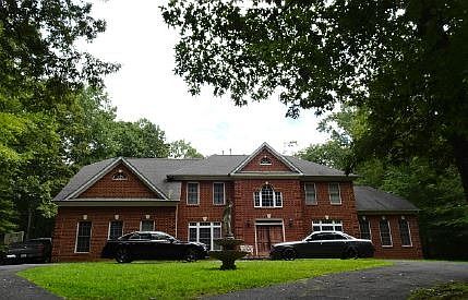 1st image of 25 Hermitage Dr