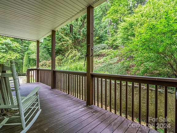 4th image of 456 Crystal Creek Dr