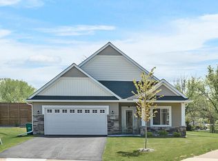 6730 Ivy Wood Ave, Lino Lakes, MN 55038