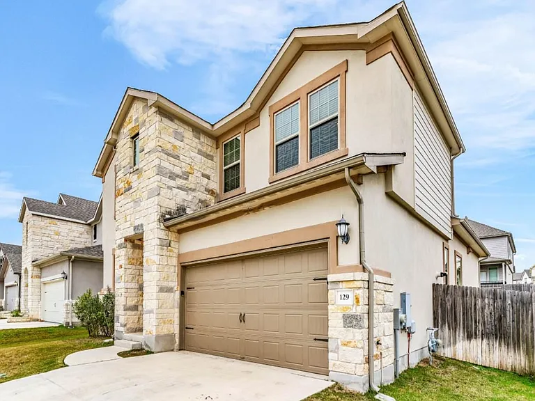 129 Birkshire Dr — Photo 3