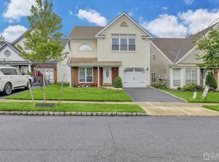 41 Carlisle Ct, Old Bridge, NJ 08857