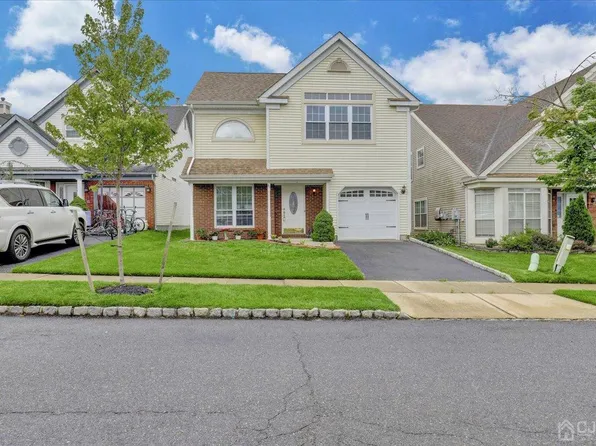 41 Carlisle Ct, Old Bridge, NJ 08857