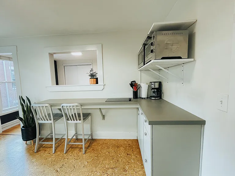 264 Brackett St #3 — Photo 2