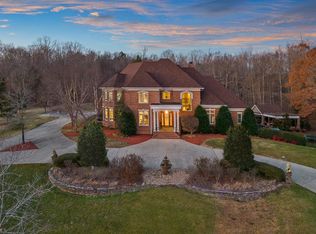 4244 Rock Bridge Rd, High Point, NC 27262