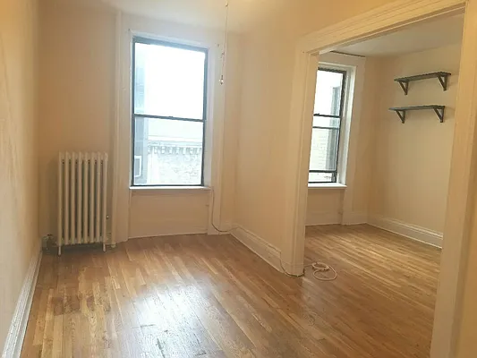 Rented by CG Realty | media 25