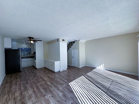 5th image of 796 Merrett Dr APT 3