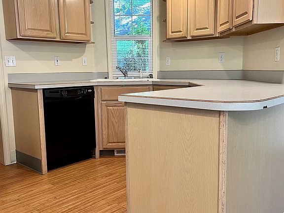 3rd image of 7949 W Holt Ct