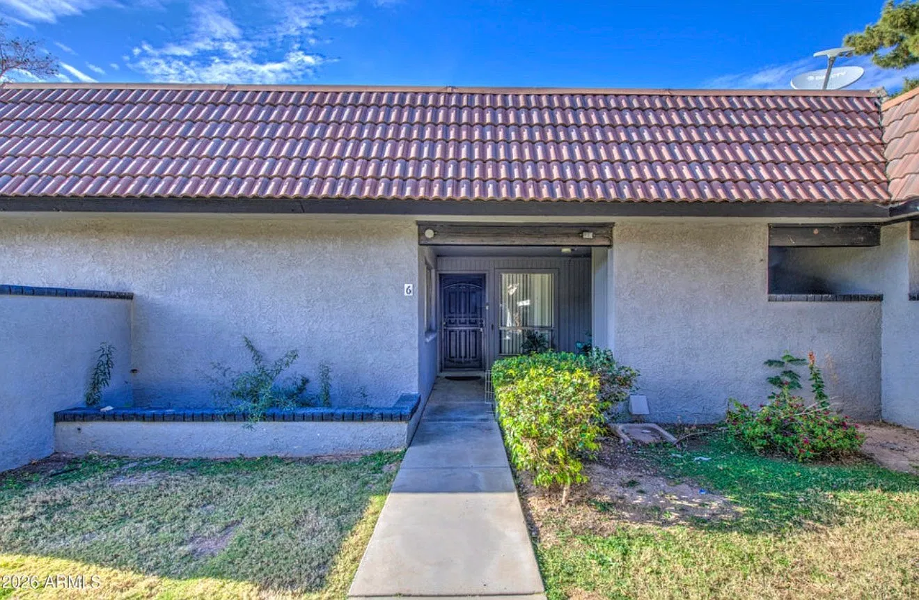 2 bed, 803 sqft, $1,500 — Photo 2