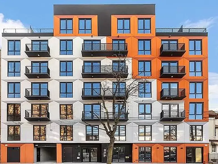 1169 Hoe Ave #4C — Photo 12