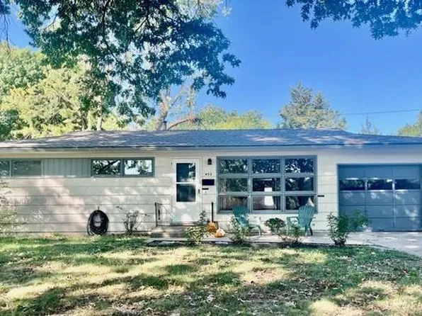 452 Park Dr, Bonner Springs, KS 66012