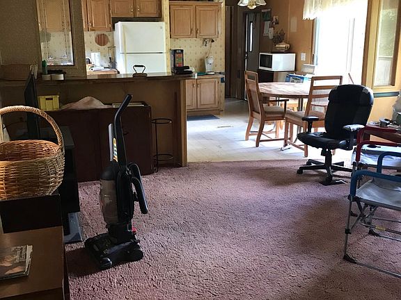4th image of 7622 Shamrock Dr
