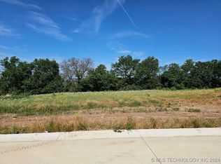 2060 Everly Dr, Tahlequah, OK 74464