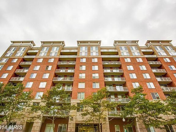 2nd image of 820 N Pollard St APT 616