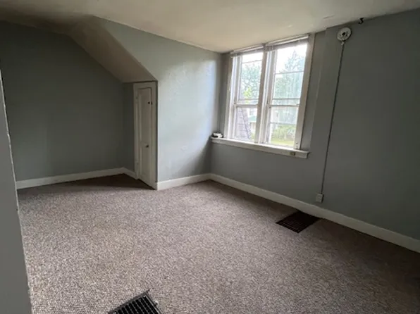 521 Pearl St APT 6, Kalamazoo, MI 49007