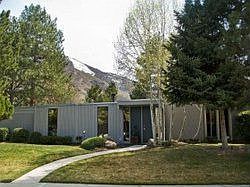 1st image of 3606 E Summerhill Dr