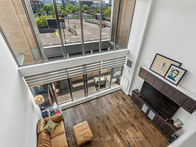 160 Baldwin St #420 — Photo 34