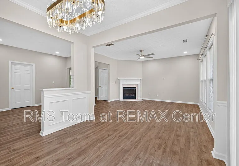 4379 Annlette Dr NW — Photo 10