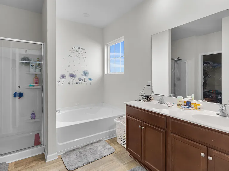 316 Isabelle St — Photo 4