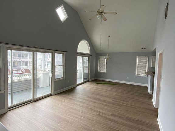 2nd image of 1023 Simpson Ave Floor 2