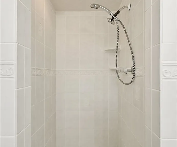 124 E Janin Cir — Photo 15