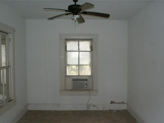 4th image of 37409 Howard Ave