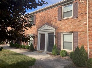 922 Chatham Ln UNIT E, Columbus, OH 43221